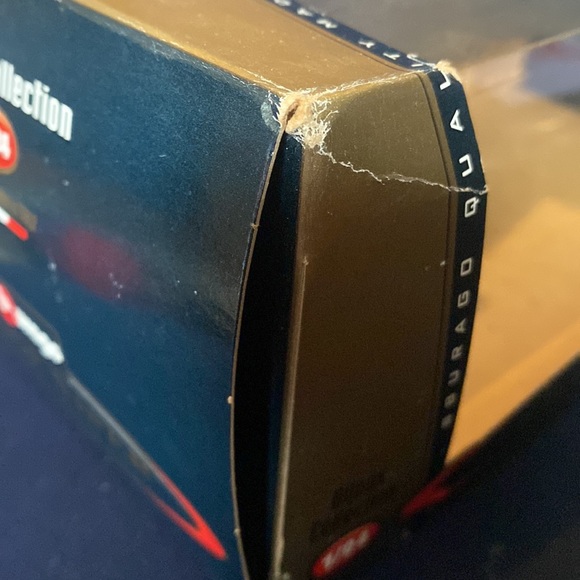 Burago 1997 Viper GTS Coupe - Picture 8 of 9